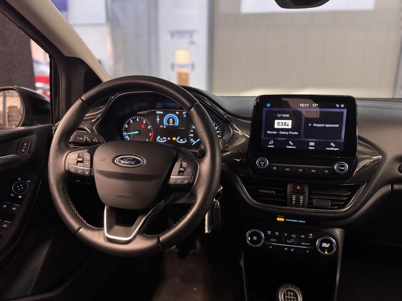 Ford FIESTA 95pk Titanium X Half Leer Adap Cruise Camera Winter Parking Dodehoek pack Dealeronderhouden