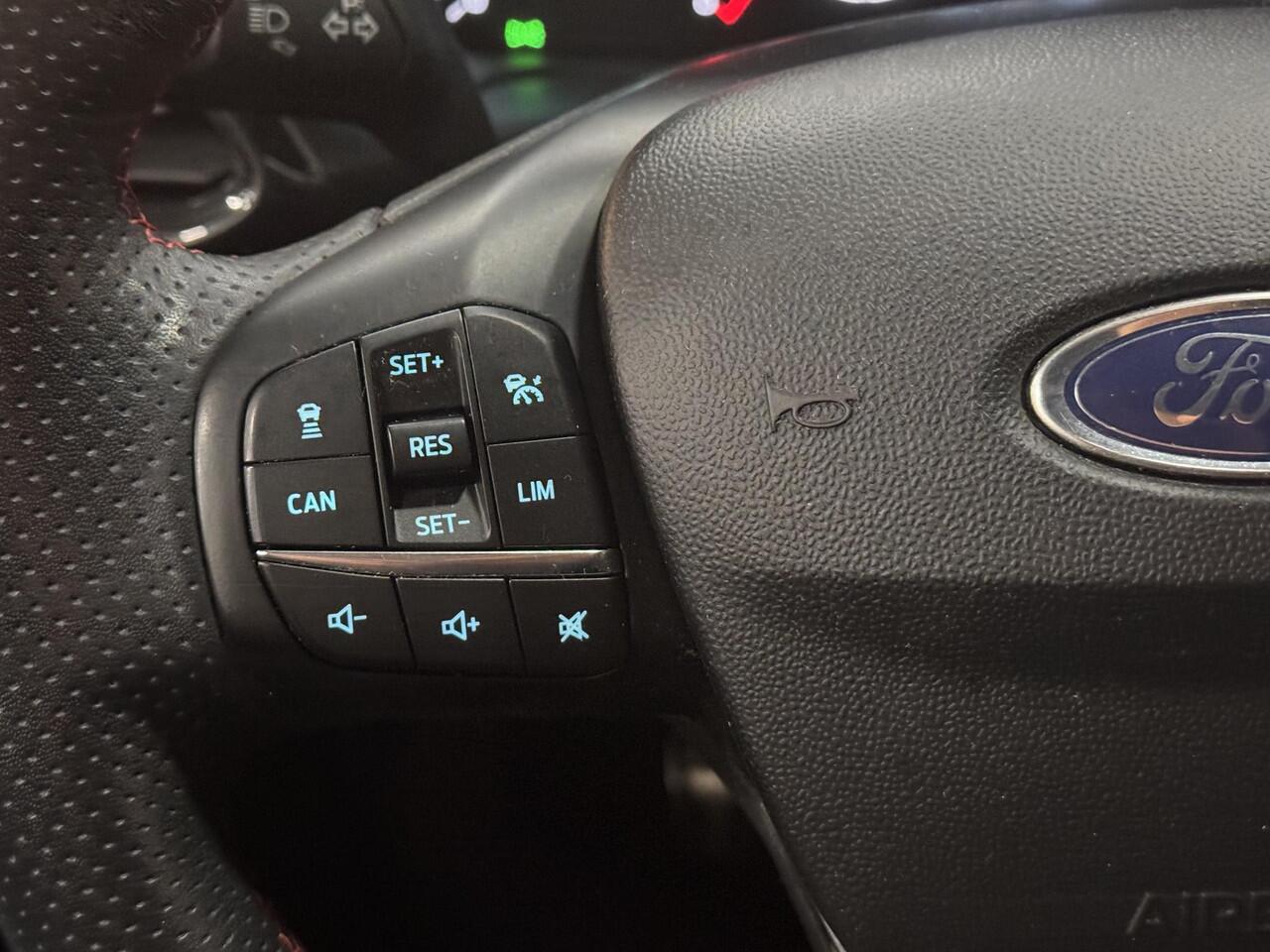 Ford FIESTA 1.0 EcoBoost ST-Line Navi Camera Adap Cruise Parking & Dodehoek pack Privacy Glass 5drs