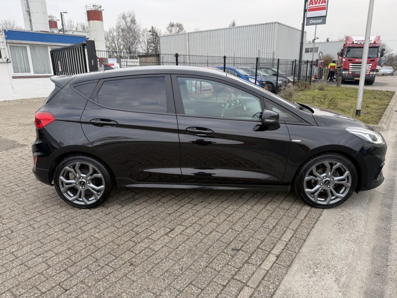 Ford FIESTA 1.0 EcoBoost Hybride ST-line X