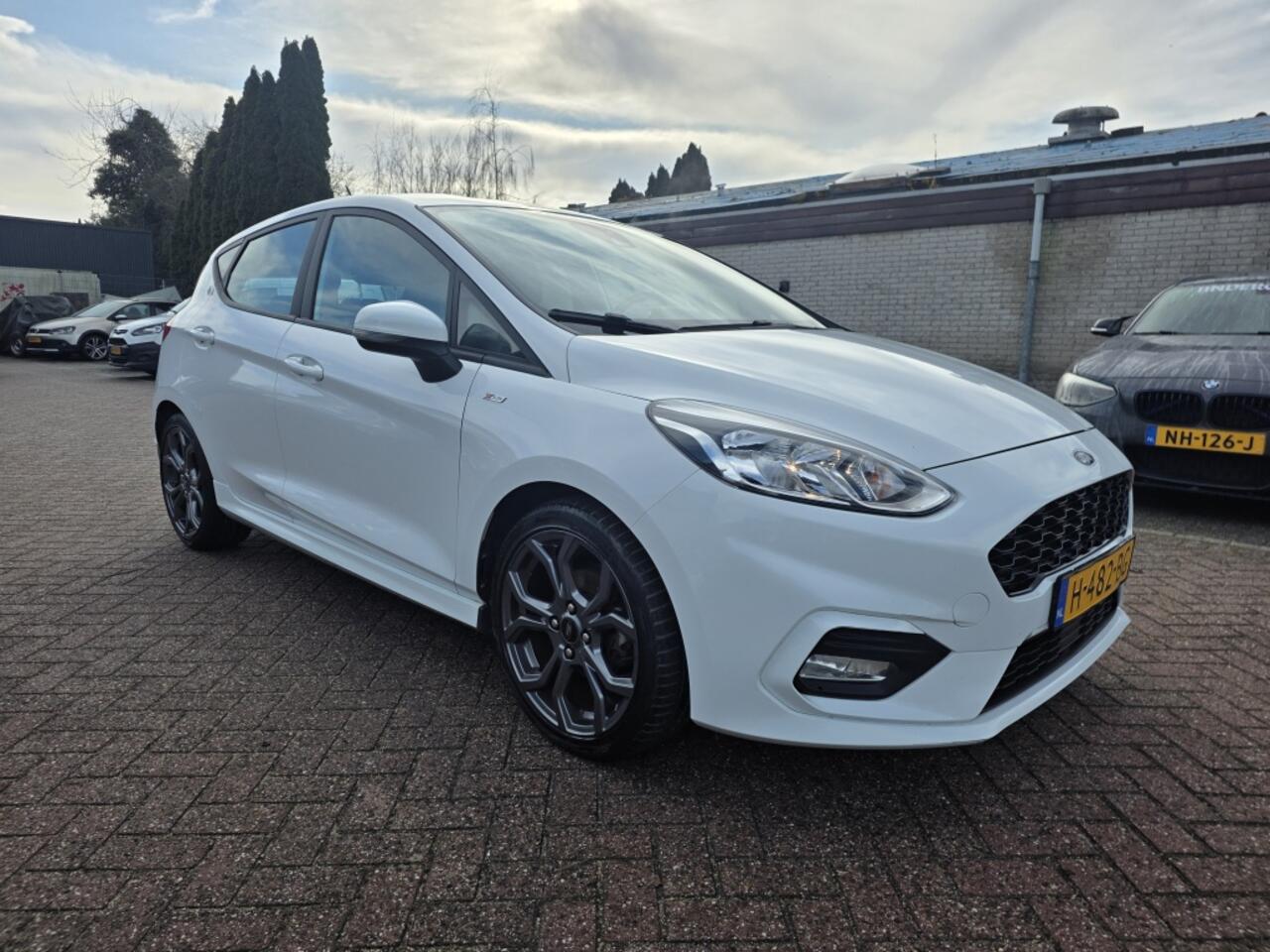 Ford FIESTA 1.0 EcoB. ST-Line apple carplay/andriod.