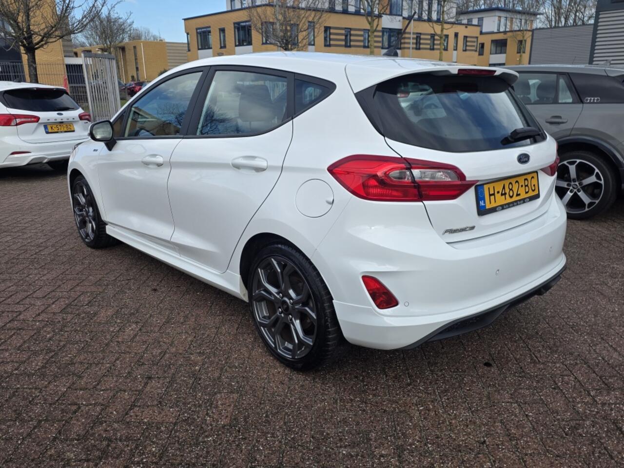 Ford FIESTA 1.0 EcoB. ST-Line apple carplay/andriod.
