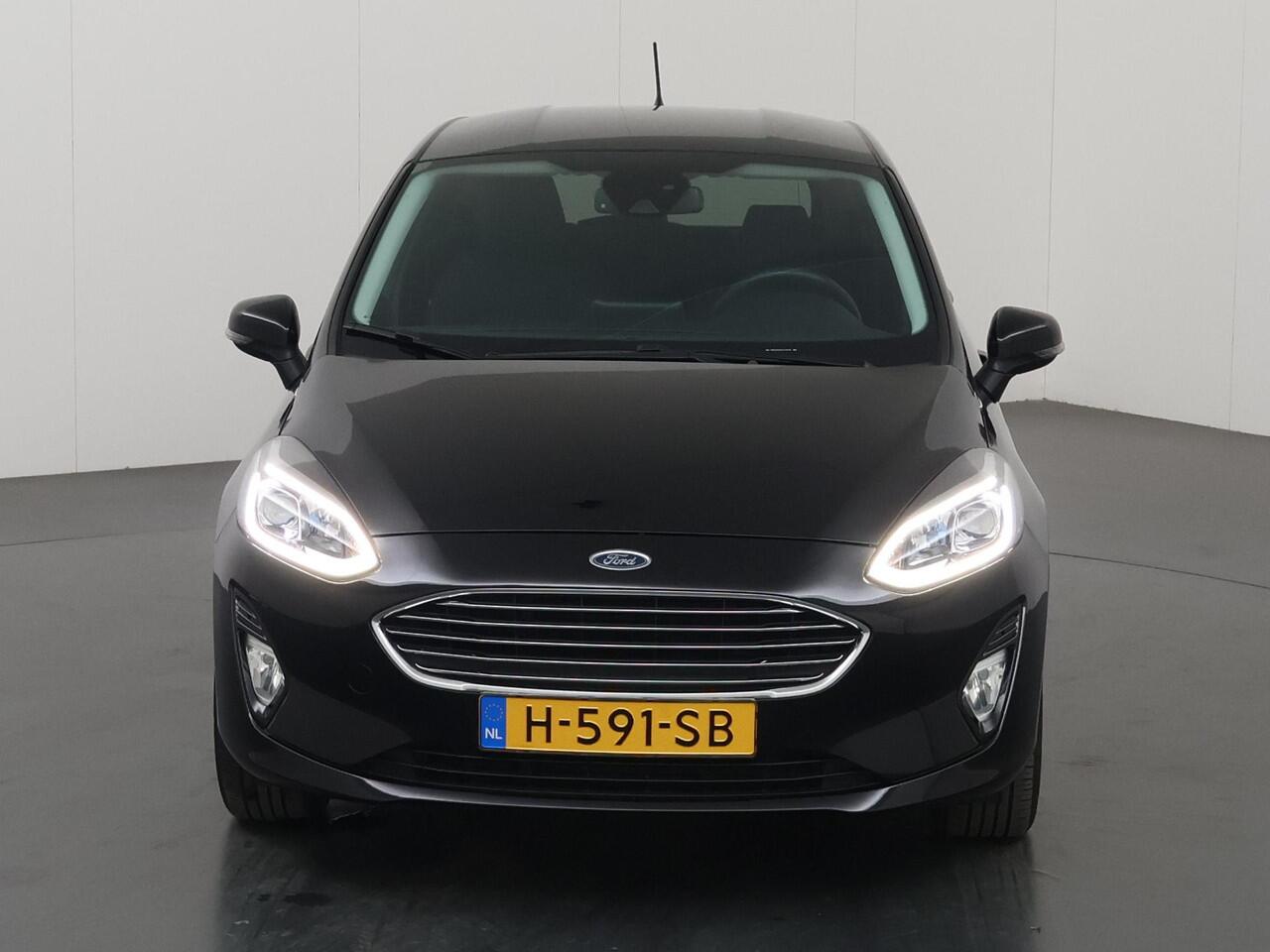 Ford FIESTA 1.0 EcoBoost Titanium | Winterpakket | Navigatie | Climate Control | Cruise Control |