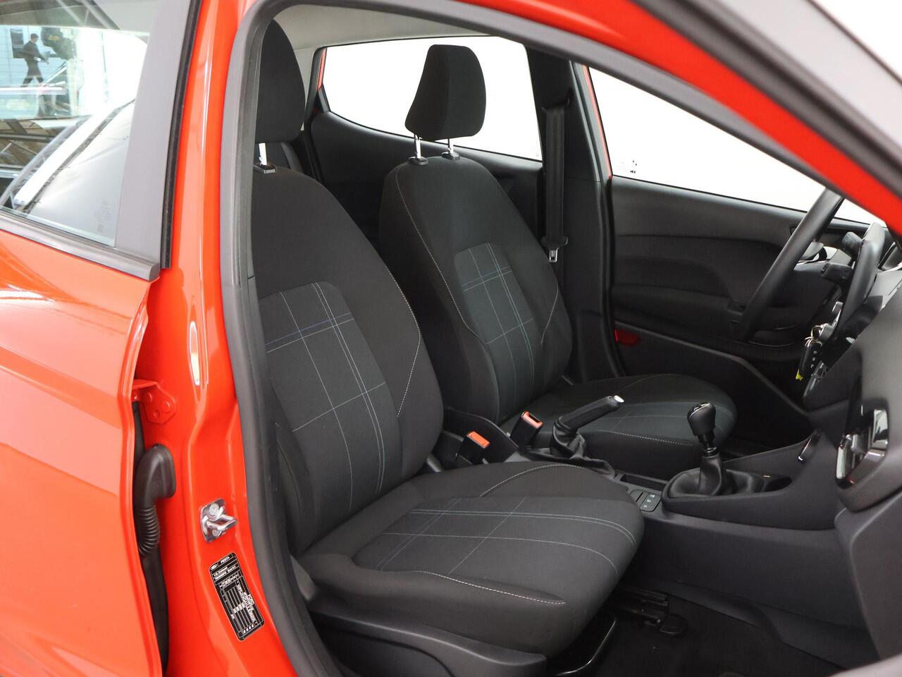 Ford FIESTA 1.0 EcoBoost Connected | Navigatie | Cruise Control | Airconditioning | DAB+ | Carplay & Android Auto | Inklapbare spiegels | Automatische dimlichten