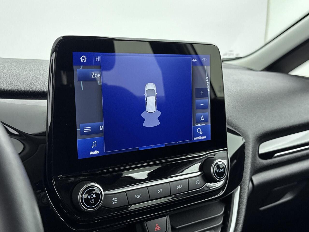 Ford FIESTA 1.0 EcoBoost Titanium 95PK | Navigatie | Stoel,- Stuur en Voorruitverwarming | Climate Control | Lichtmetalen Velgen | Parkeersensoren | Apple CarPlay & Android Auto