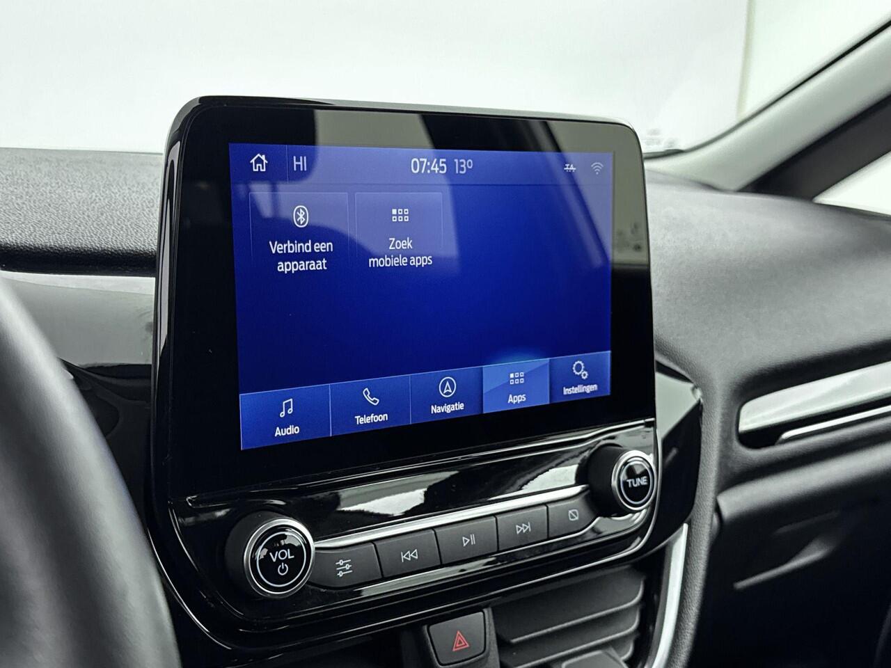 Ford FIESTA 1.0 EcoBoost Titanium 95PK | Navigatie | Stoel,- Stuur en Voorruitverwarming | Climate Control | Lichtmetalen Velgen | Parkeersensoren | Apple CarPlay & Android Auto