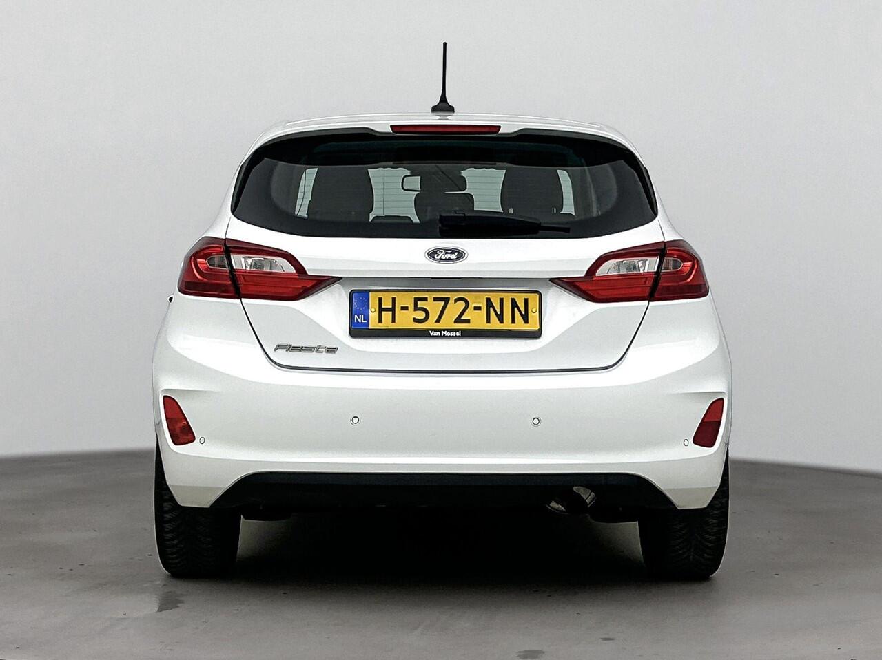 Ford FIESTA 1.0 EcoBoost Titanium 95PK | Navigatie | Stoel,- Stuur en Voorruitverwarming | Climate Control | Lichtmetalen Velgen | Parkeersensoren | Apple CarPlay & Android Auto