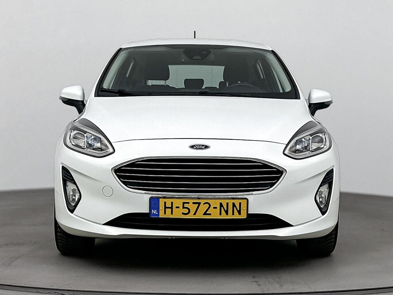 Ford FIESTA 1.0 EcoBoost Titanium 95PK | Navigatie | Stoel,- Stuur en Voorruitverwarming | Climate Control | Lichtmetalen Velgen | Parkeersensoren | Apple CarPlay & Android Auto