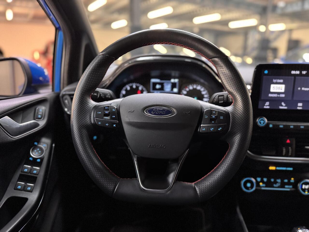 Ford FIESTA 1.0 EcoBoost ST-Line Climat Cruise Trekhaak Apple Carplay Privacy Glass Dealeronderhouden 1e eigenaar