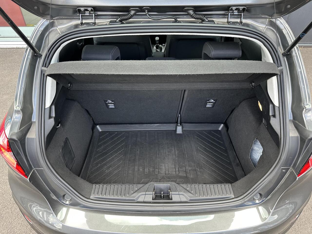 Ford FIESTA 1.0 EcoBoost Titanium Unieke KM stand ! | Airco | LM velgen | Parkeersensoren | Climate control