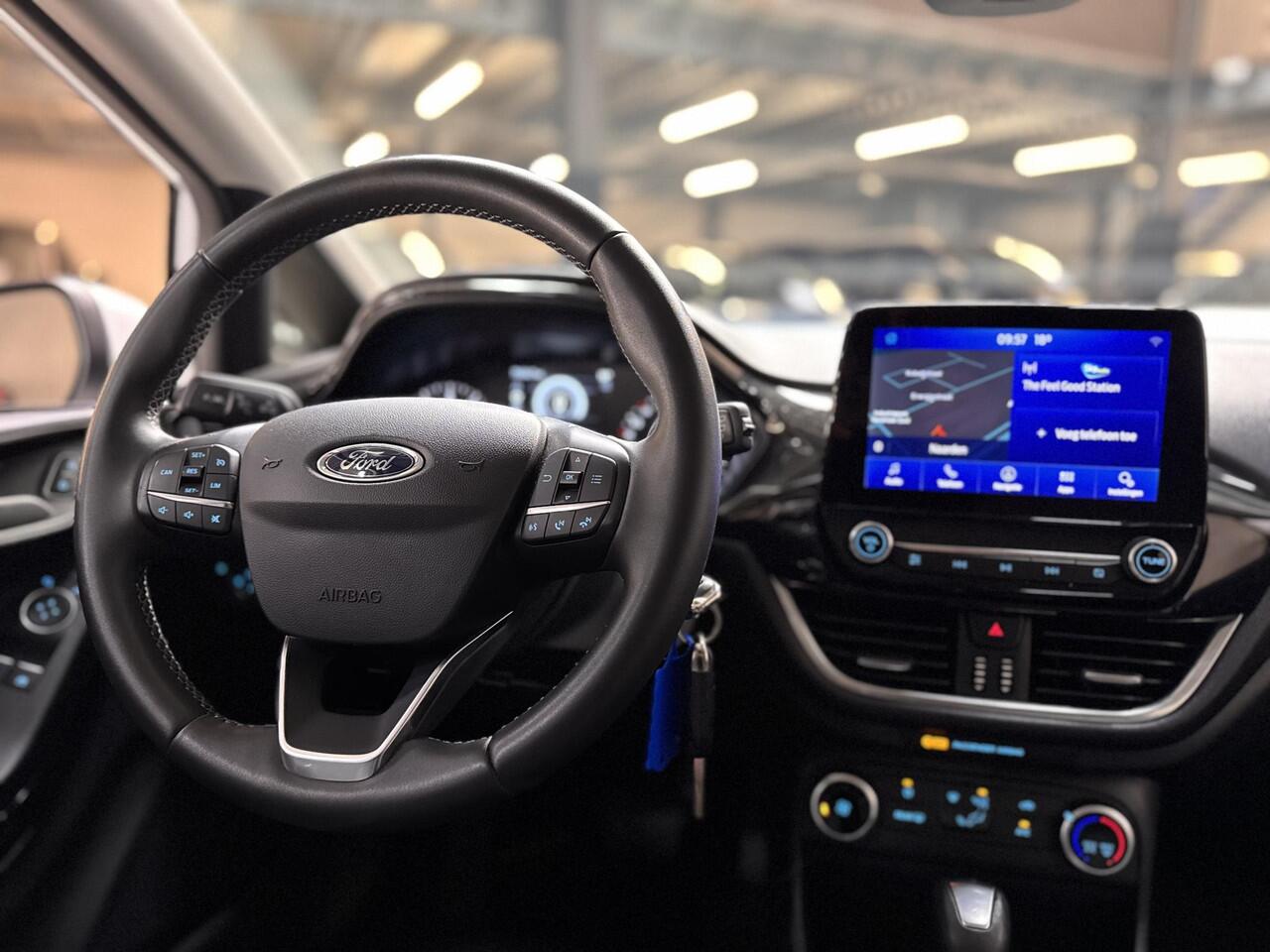 Ford FIESTA 125pk EcoBoost Automaat Connected Navi Cruise Parkeersesnoren 5drs Dealeronderhouden