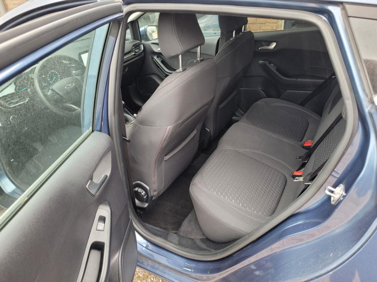 Ford FIESTA 1.0 Turbo Ecoboost 100pk Titanium carplay, navi, ecc, lmw, cruise, xenon,