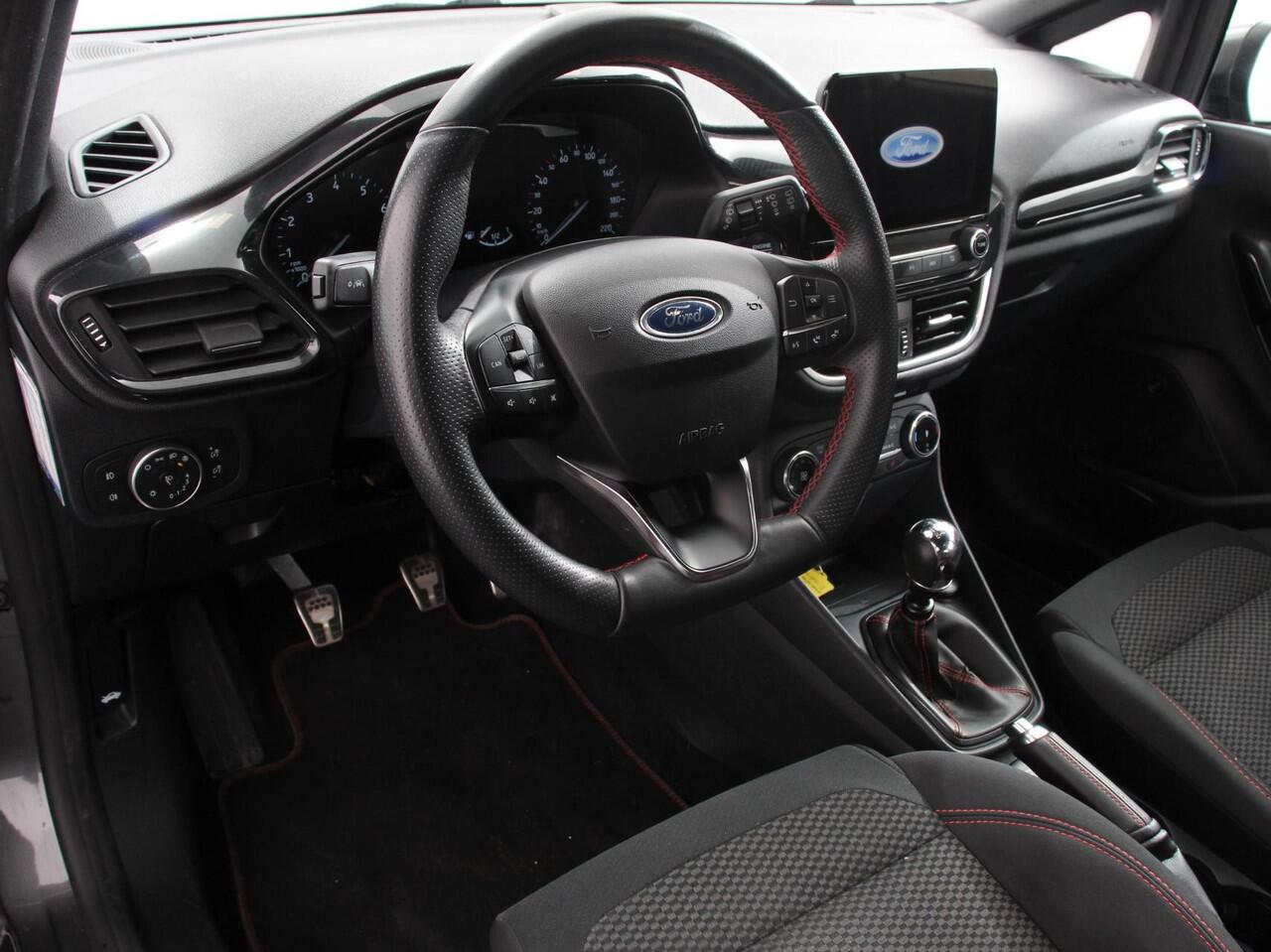 Ford FIESTA 1.0 EcoBoost 125pk mHEV Hybrid ST-Line X Nordic | Navigatie | Climate Control | Cruise control | Stoelverwarming | Parkeer sensoren | Lichtmetalen velgen