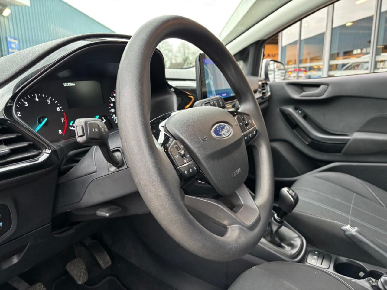 Ford FIESTA 1.0 ECOB. CONNECTED 101PK NAVI AIRCO CRUISE CONTROL