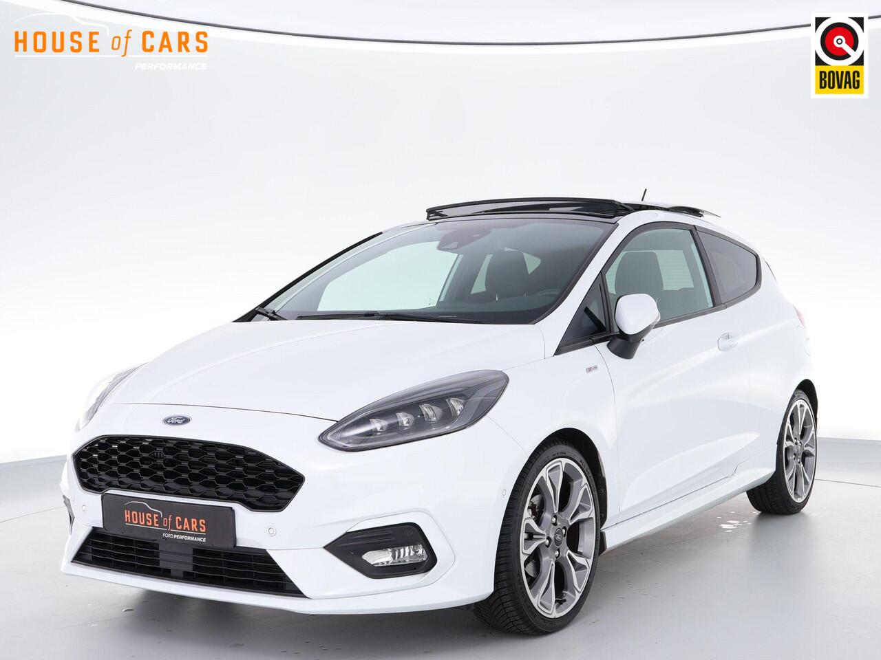Ford FIESTA ST-Line 1.0 125pk AUTOMAAT |panoramadak|LED-koplampen|18" lichtmetalen wielen|Apple Carplay|blindspot|winter pack|parkeersensoren en camera|adaptive cruise control|