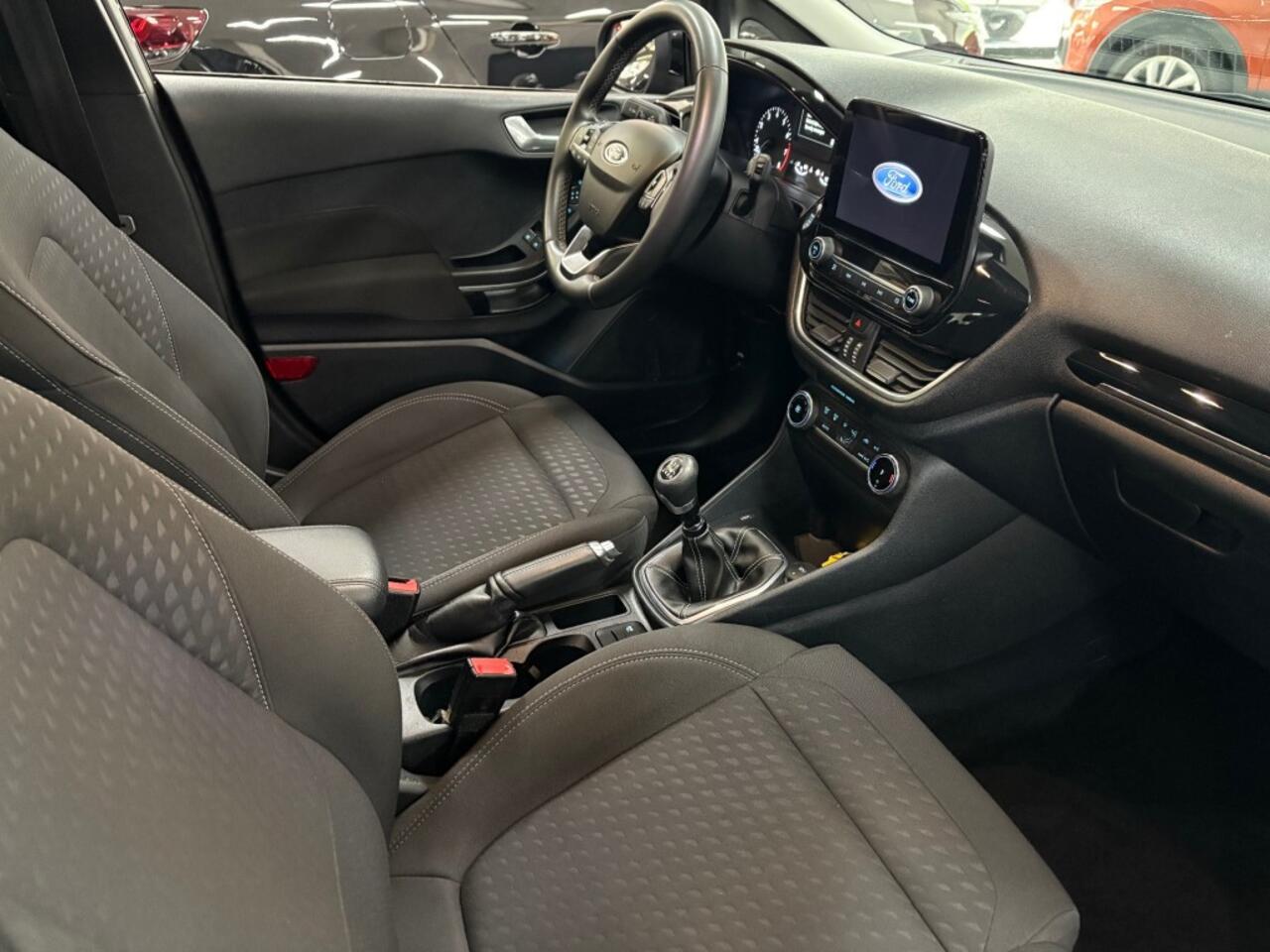 Ford FIESTA 1.0 Ecob. Titanium Navigatie ECC Cruise Dab / Multimedia
