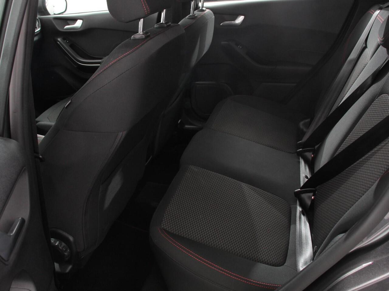 Ford FIESTA 1.0 EcoBoost 125pk mHEV Hybrid ST-Line X Nordic | Navigatie | Climate Control | Cruise control | Stoelverwarming | Parkeer sensoren | Lichtmetalen velgen