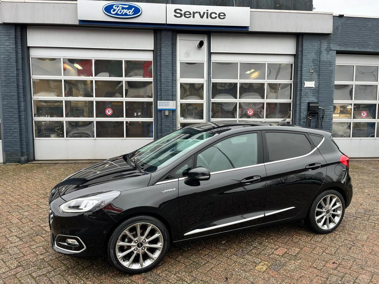 Ford FIESTA 1.0 EcoBoost Hybrid Vignale Lederen bekleding-125pk-addaptieve cruise-winterpack