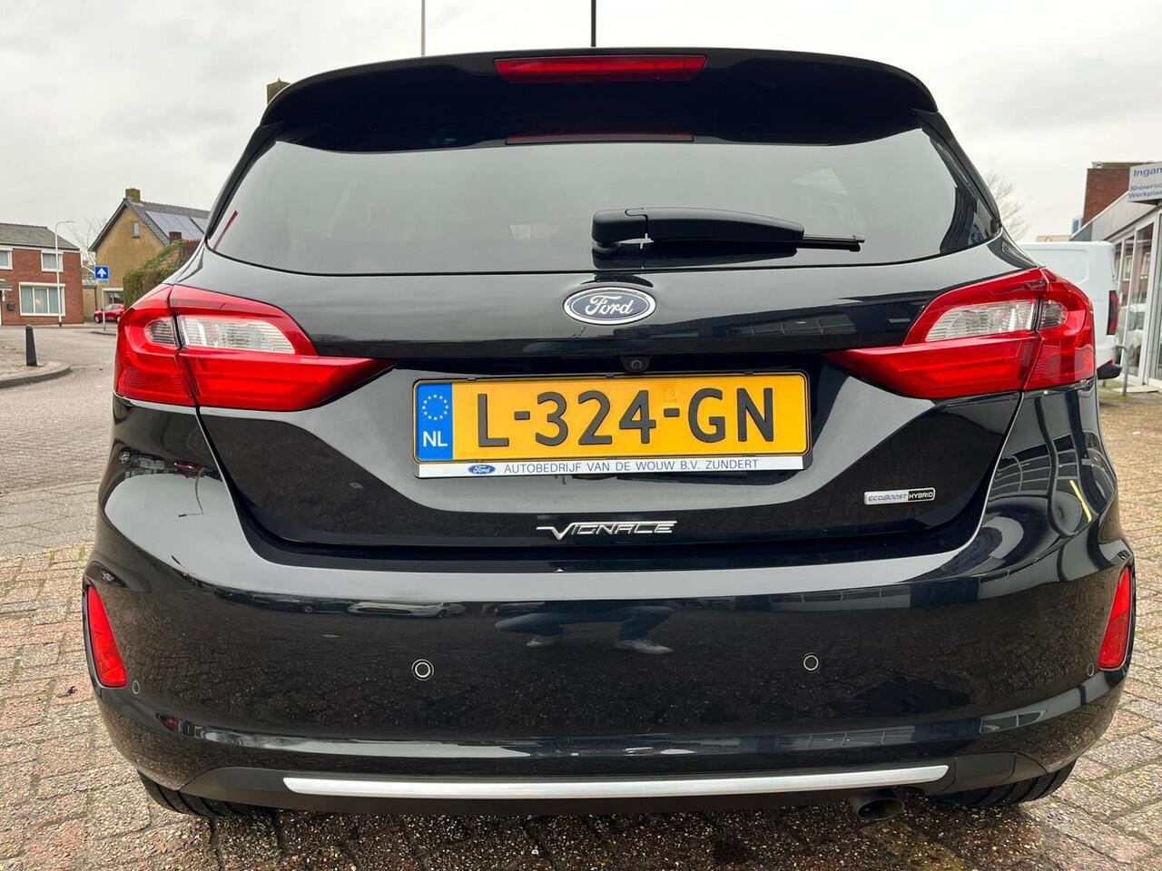 Ford FIESTA 1.0 EcoBoost Hybrid Vignale Lederen bekleding-125pk-addaptieve cruise-winterpack
