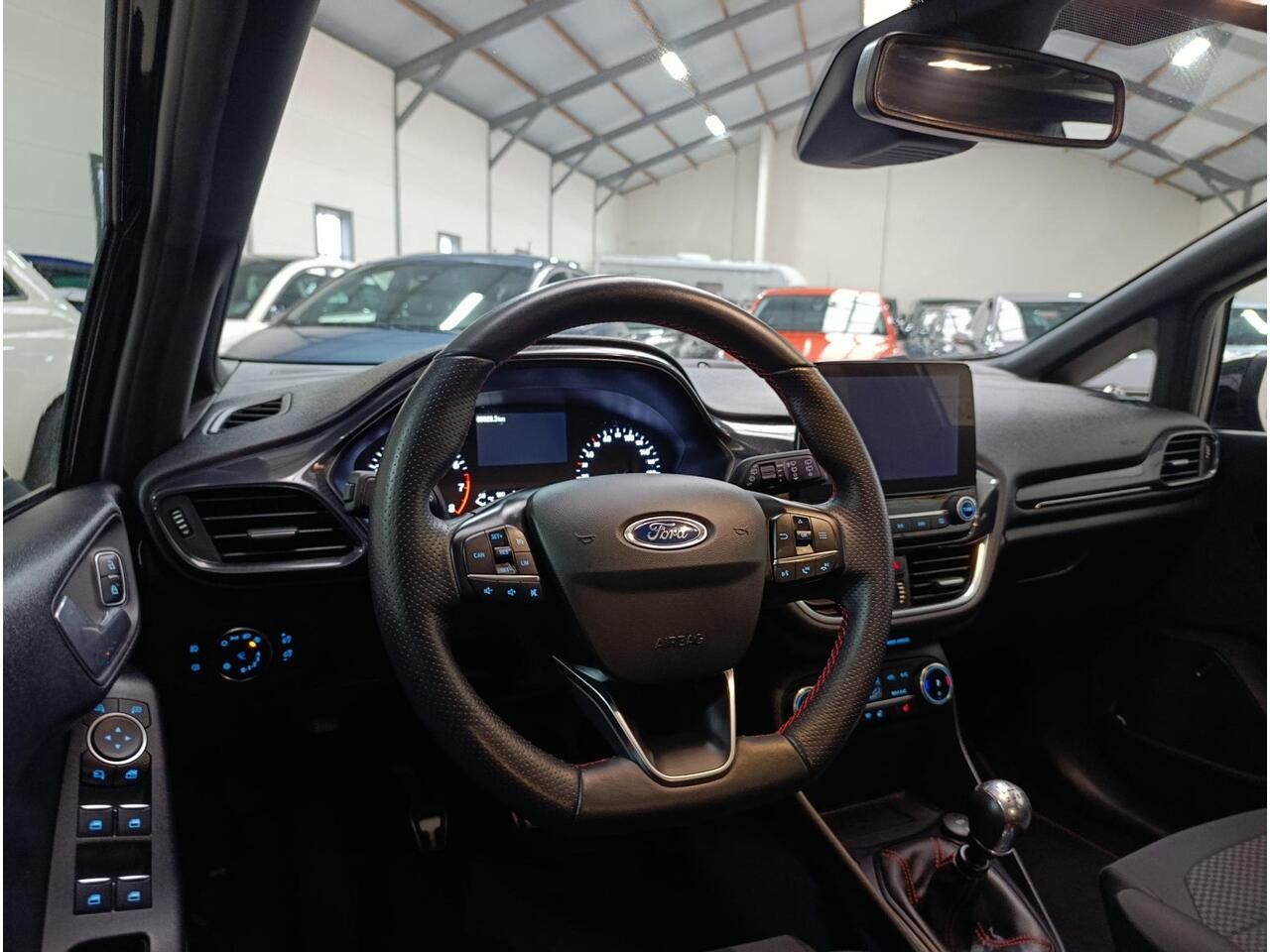 Ford FIESTA 1.0 EcoBoost ST-Line X Bang & Olufsen | Panoramadak | Parkeersensoren | Stoelverwarming