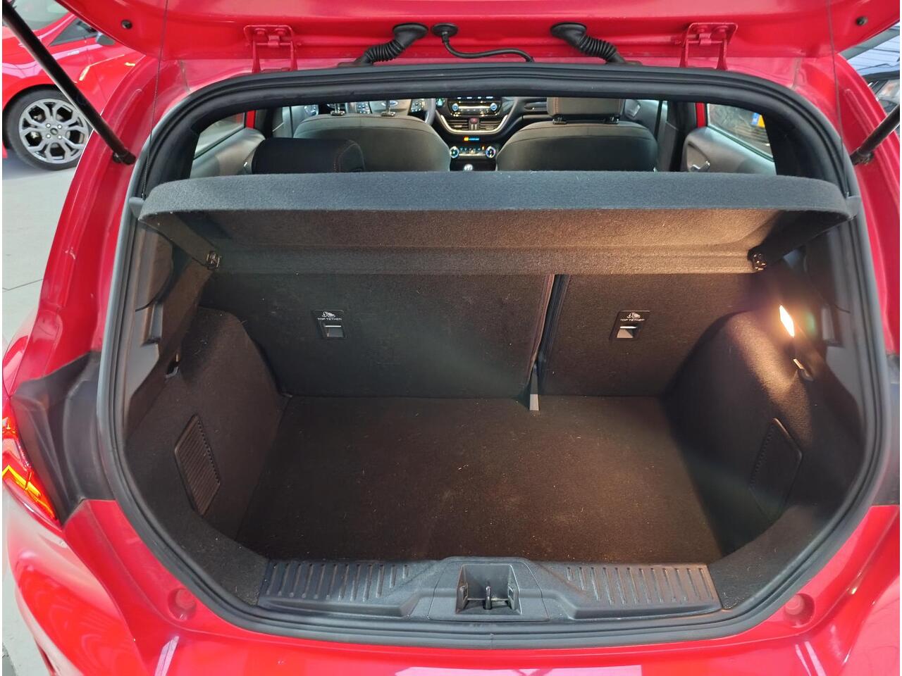 Ford FIESTA 1.0 EcoBoost Hybrid ST-Line Lmv | Parkeer sensoren | KeyLess | Navigatie | Airco Autmatisch