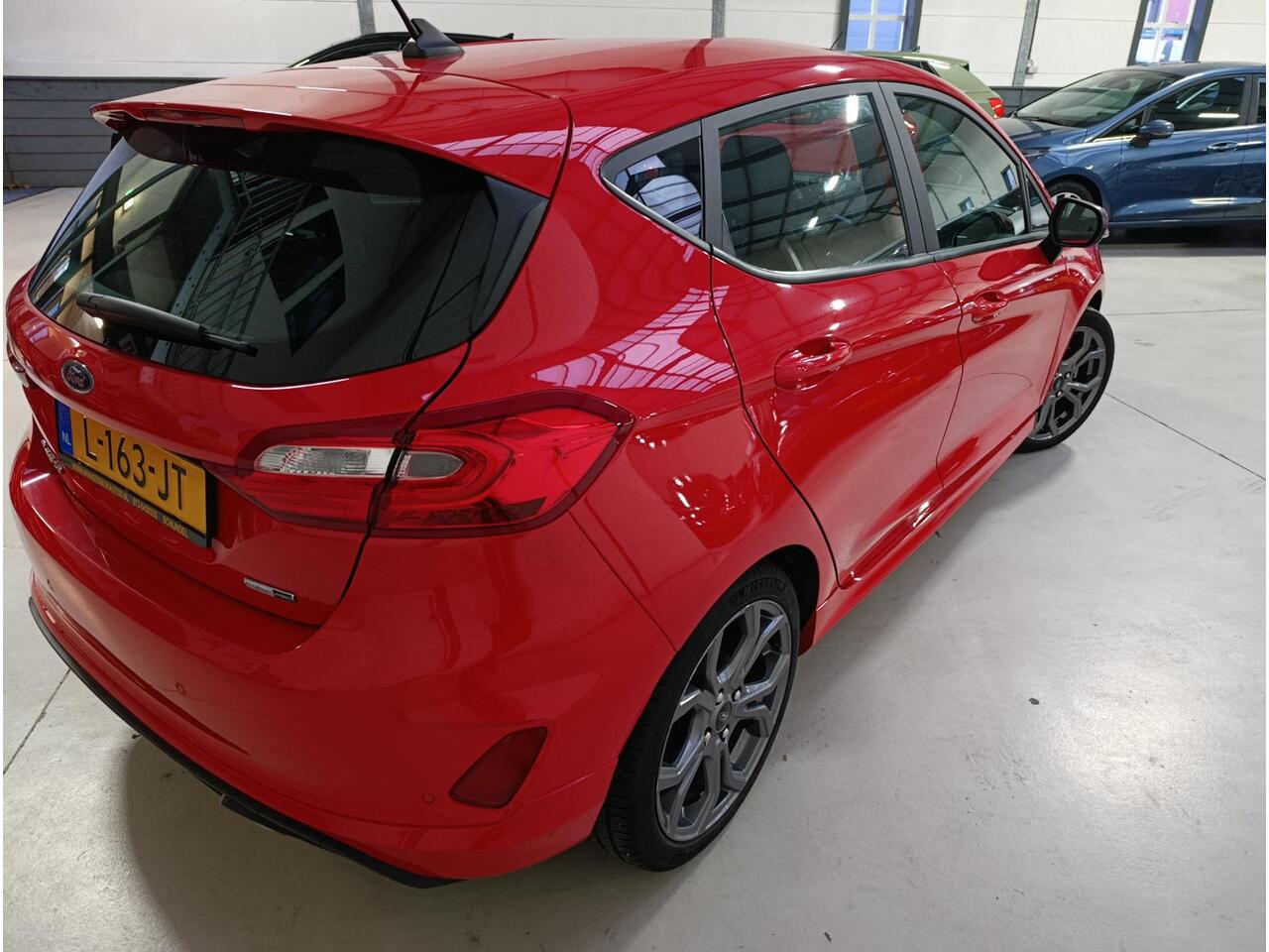 Ford FIESTA 1.0 EcoBoost Hybrid ST-Line Lmv | Parkeer sensoren | KeyLess | Navigatie | Airco Autmatisch