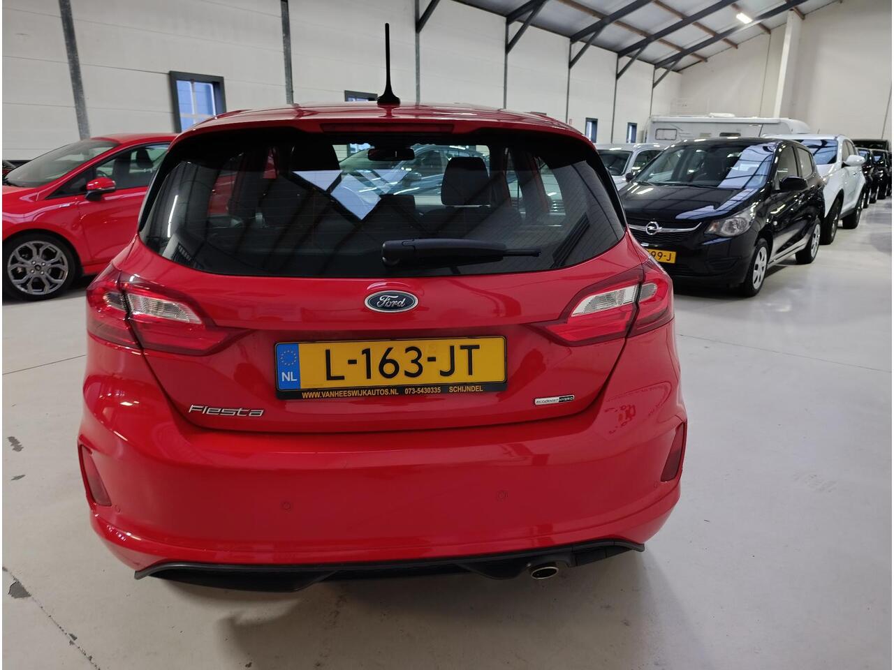Ford FIESTA 1.0 EcoBoost Hybrid ST-Line Lmv | Parkeer sensoren | KeyLess | Navigatie | Airco Autmatisch