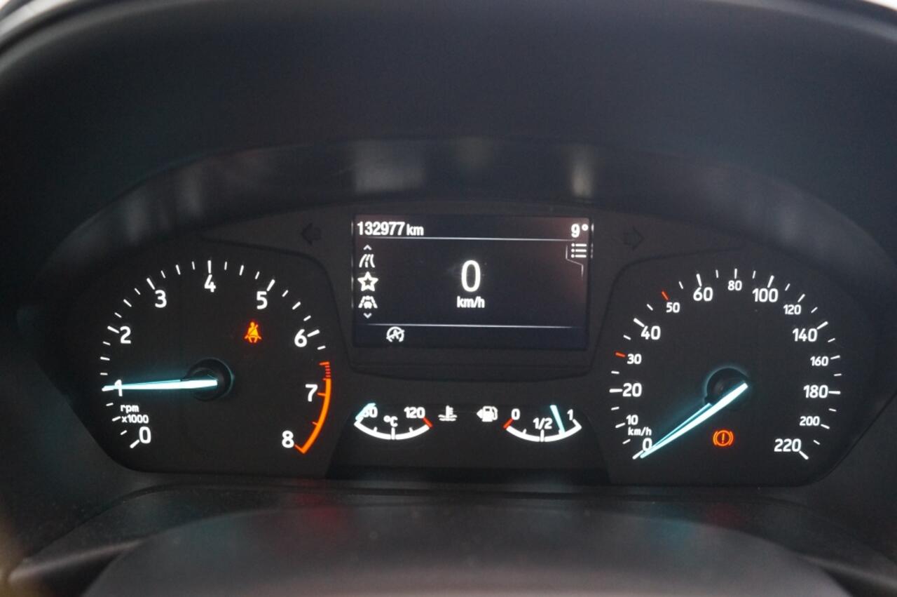 Ford FIESTA 1.0 EcoBoost Connected -NAVI-DAB-TREKHAAK-