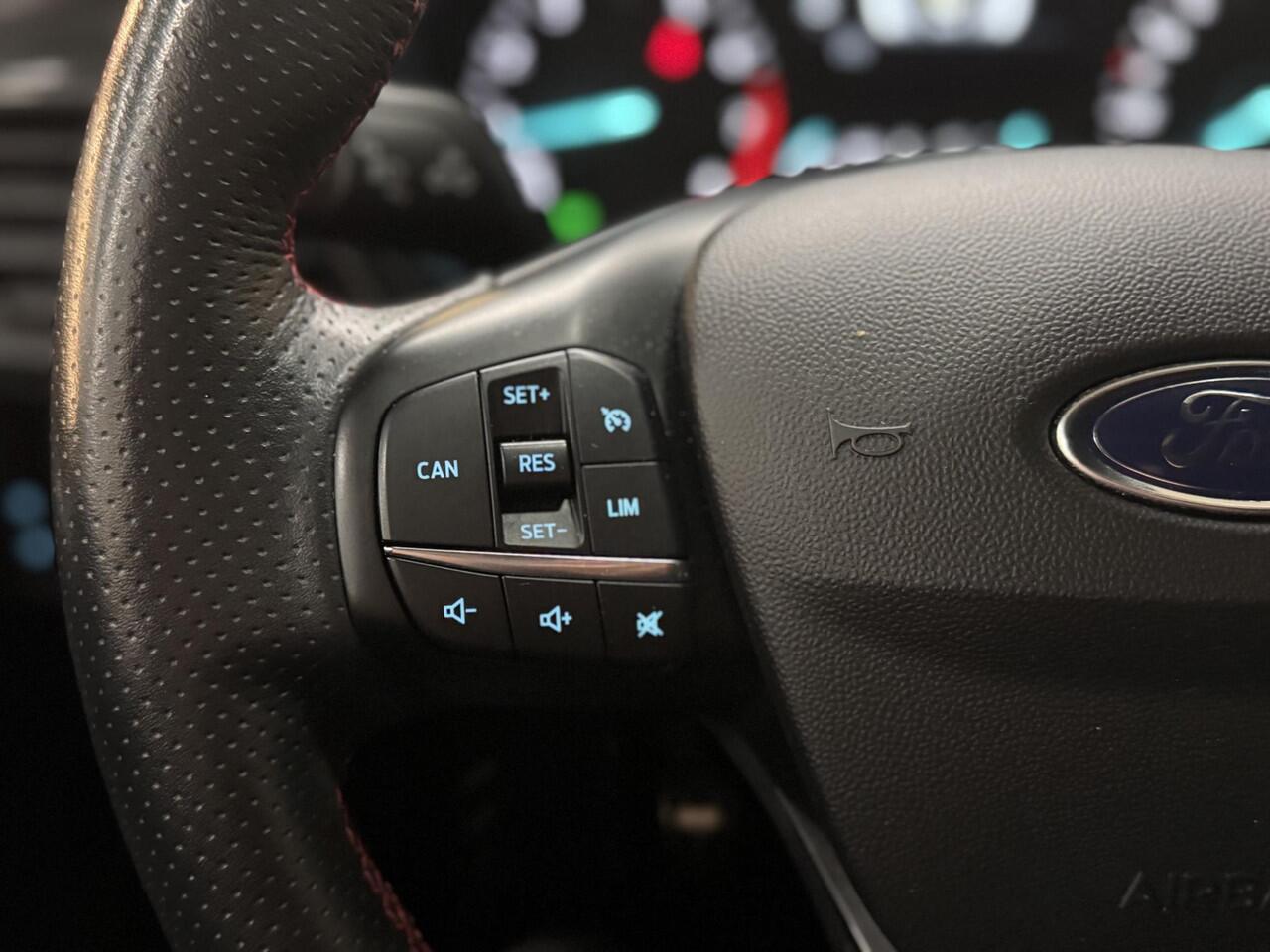 Ford FIESTA 1.0 EcoBoost ST-Line Climat Cruise Winter pack Privacy Glass Dealeronderhouden