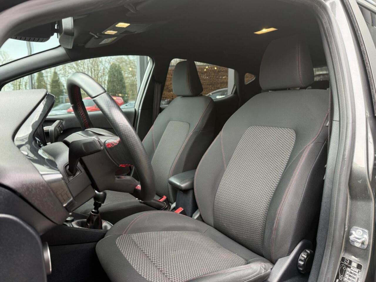 Ford FIESTA 1.0 Ecob. ST-LINE,LED,Winterpack,Carplay,Lane Ass.,Cruise,PDC