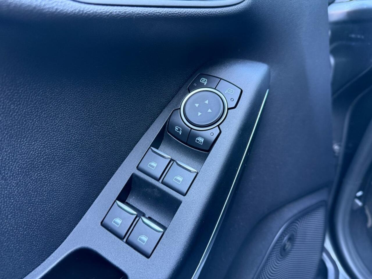 Ford FIESTA 1.0 Ecob. Titanium X,Bang Olufsen,Camera,Adapt Cruise,BLIS,Lane Ass.,LED,Carplay,