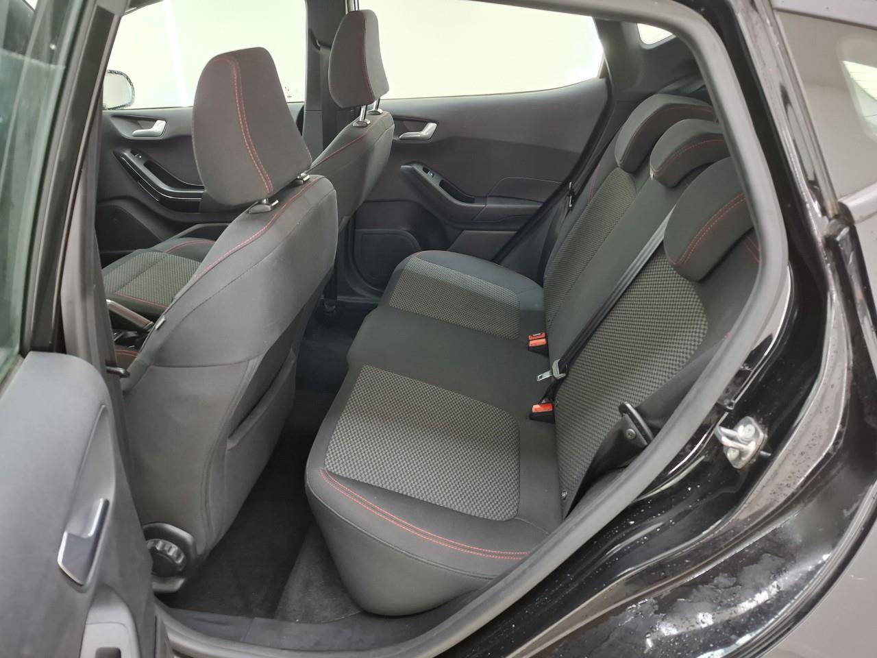 Ford FIESTA 1.0 EcoBoost ST-Line 78000 km | Navigatie | Winterpack | Uitgebreide fotoreportage volgt