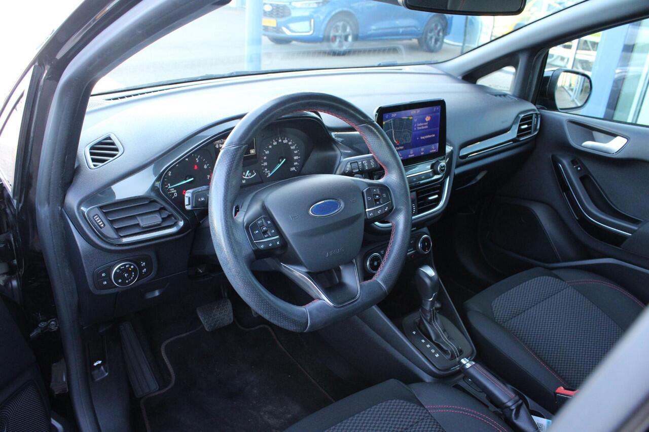 Ford FIESTA 1.0 EcoBoost ST-Line | Stoel + Stuurverwarming | Parkeersensoren | Climate Control | Cruise Control | Navigatie |