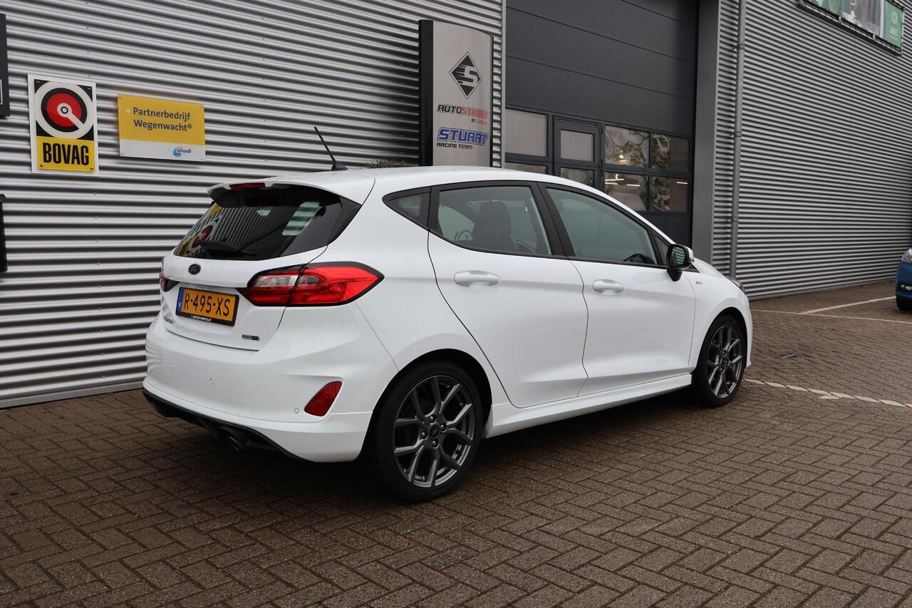 Ford FIESTA 1.0 EcoBoost Hybrid ST-Line Donkere Hemel | Carplay | Cruise | Keyless | LED | Bots sensor | PDC | NL-Auto | Volledig Onderh. | 1e-Eigenaar