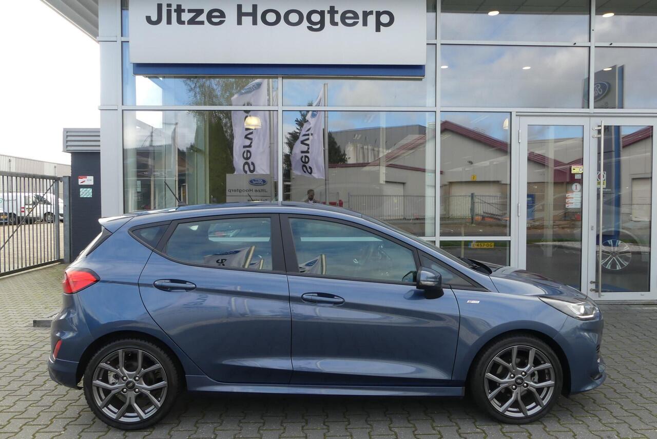 Ford FIESTA 1.0 EcoBoost Hybrid ST-Line CRUISE CONTROL, CLIMA, APPLE CARPLAY, WINTER PACK, PDC, 38.223KM
