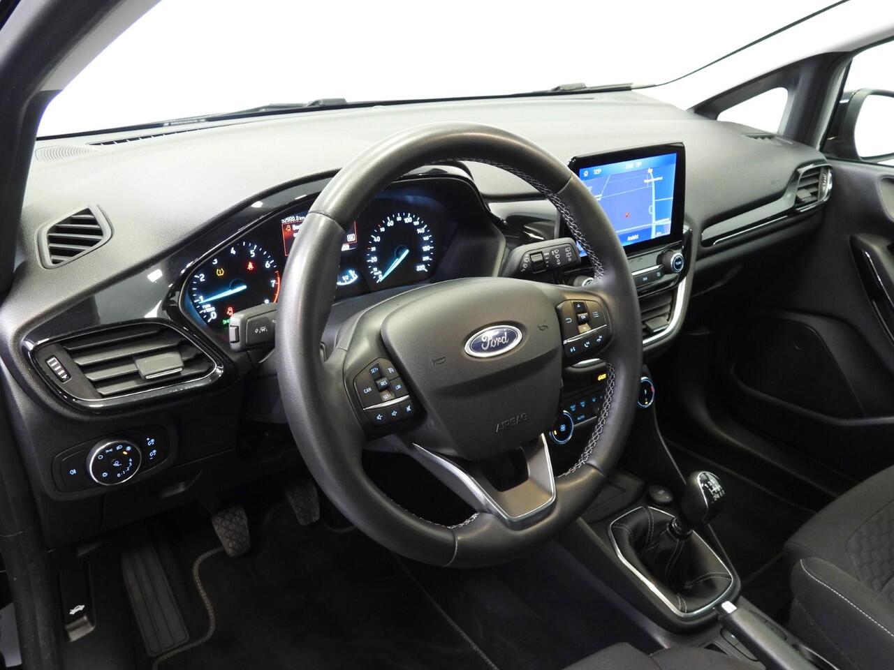 Ford FIESTA 1.0 EcoBoost Hybrid Titanium NAVI/CLIMA/CRUISE/LED/LMV!