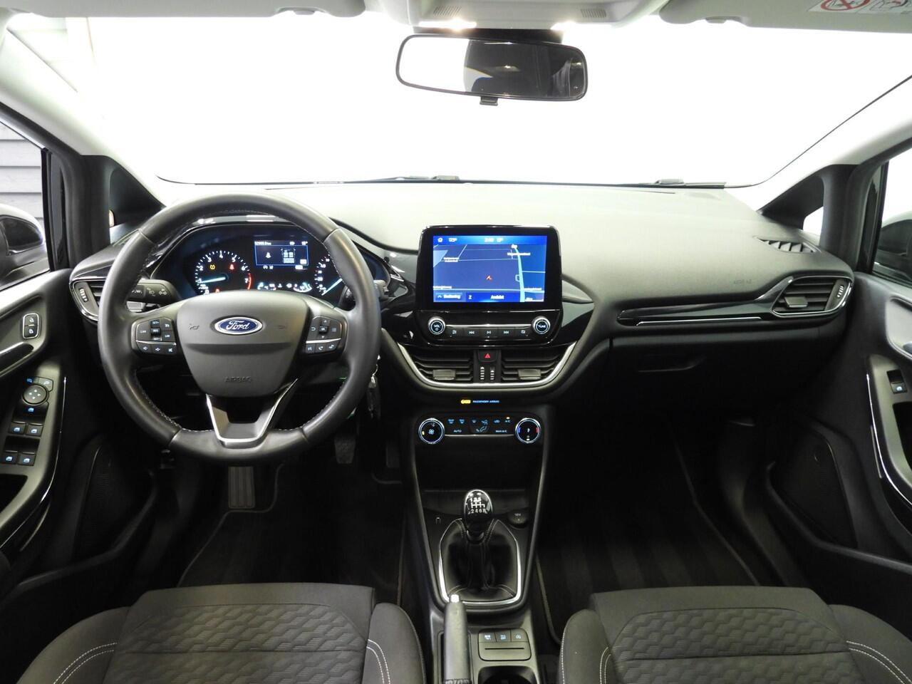 Ford FIESTA 1.0 EcoBoost Hybrid Titanium NAVI/CLIMA/CRUISE/LED/LMV!