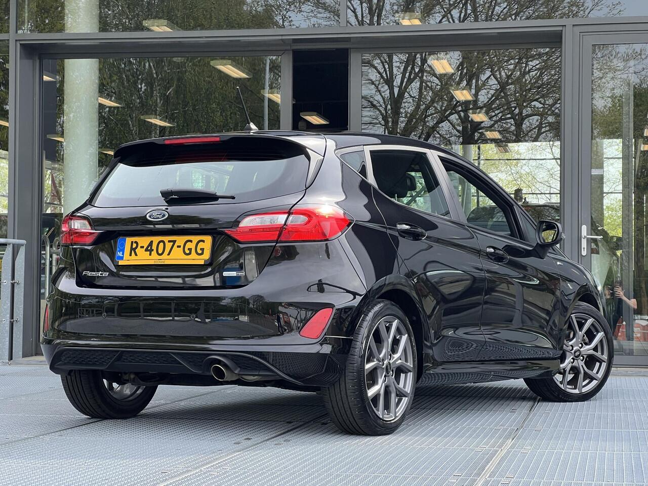 Ford FIESTA 1.0 EcoBoost Hybrid ST-Line | Cruise Control | Navigatie via Carplay/Android | Parkeersensoren |