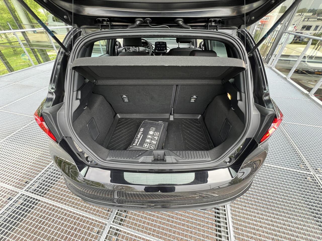 Ford FIESTA 1.0 EcoBoost Hybrid ST-Line | Cruise Control | Navigatie via Carplay/Android | Parkeersensoren |