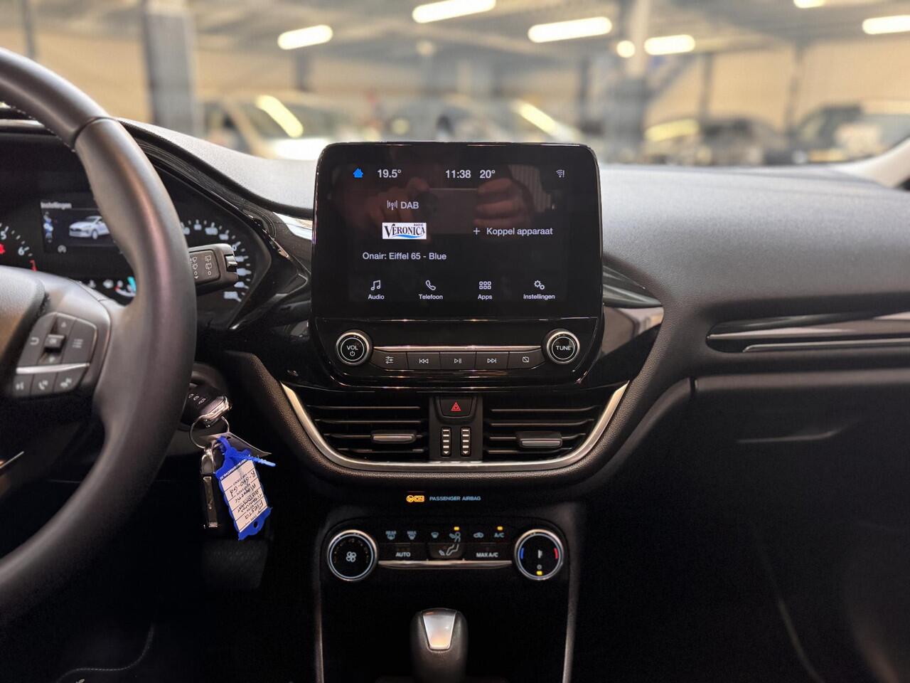 Ford FIESTA 125pk Hybrid Automaat Titanium Climat Adap Cruise Parkeersensoren NL-Auto Dealeronderhouden