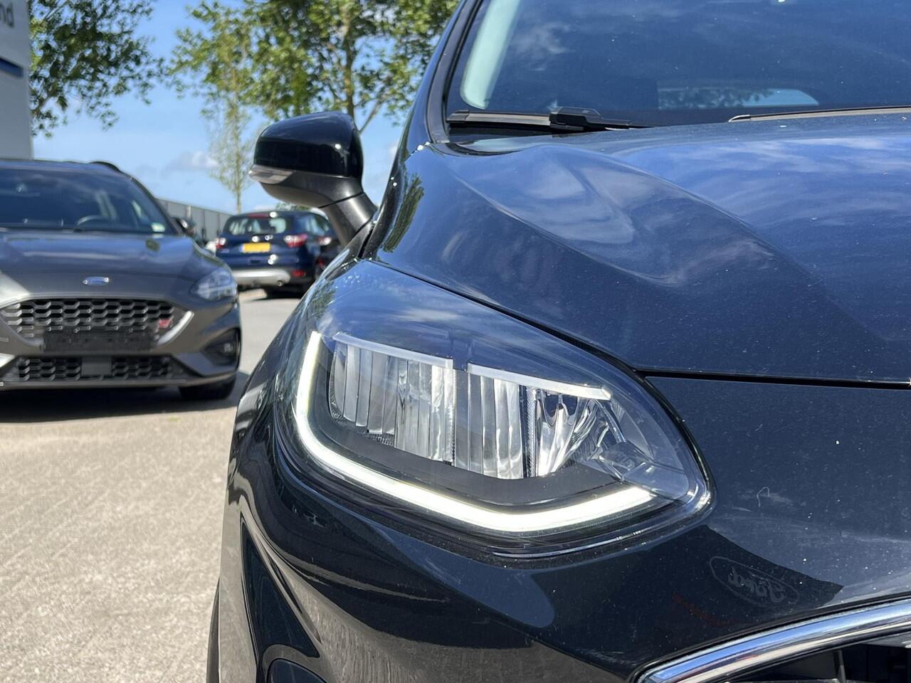 Ford FIESTA 1.0 EcoBoost Hybrid Titanium | Winter Pack | Navigatie | Camera |