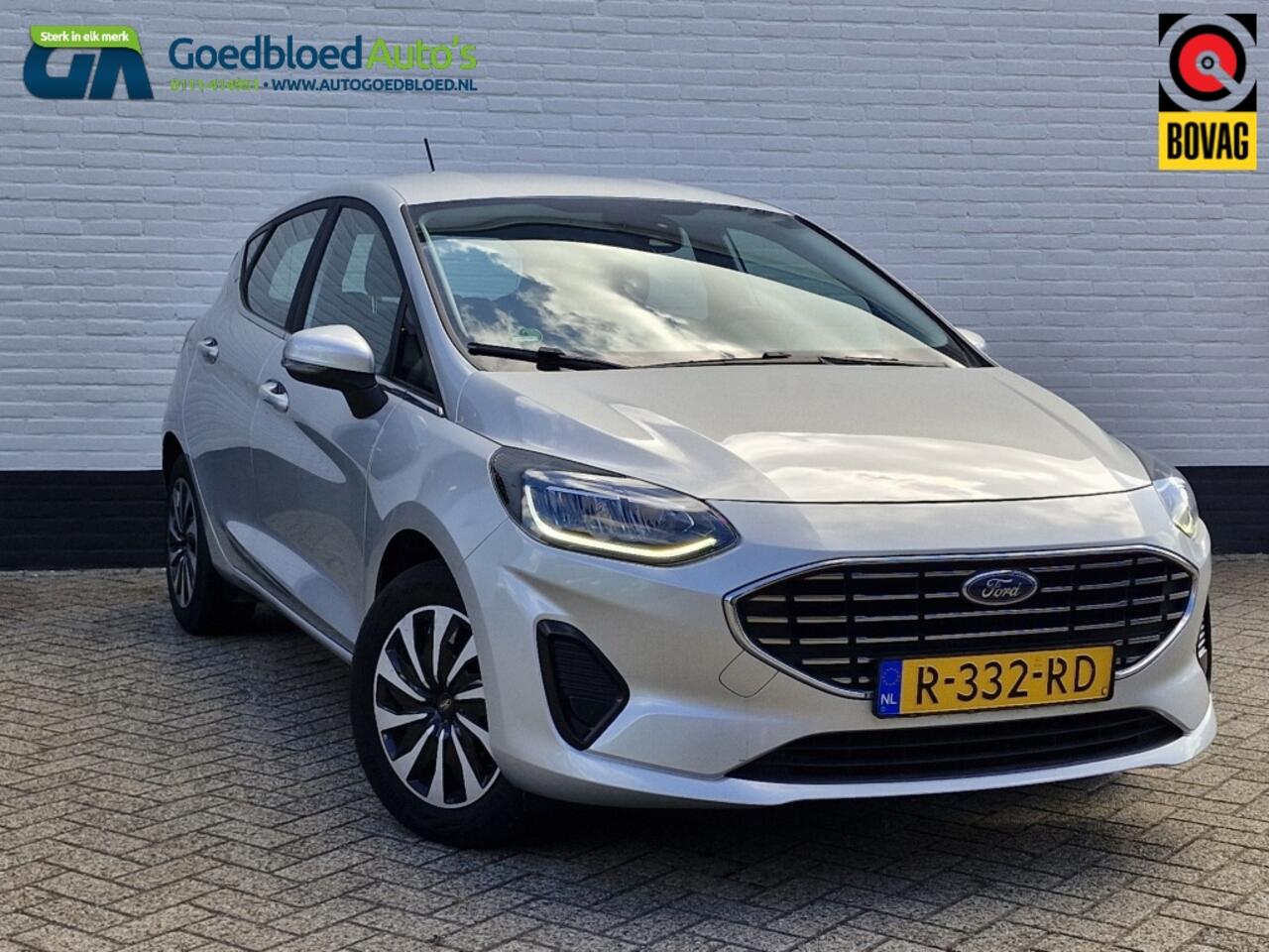 Ford FIESTA 100 pk Titanium | Navigatie | Keyless | Draadloze telefoonlader