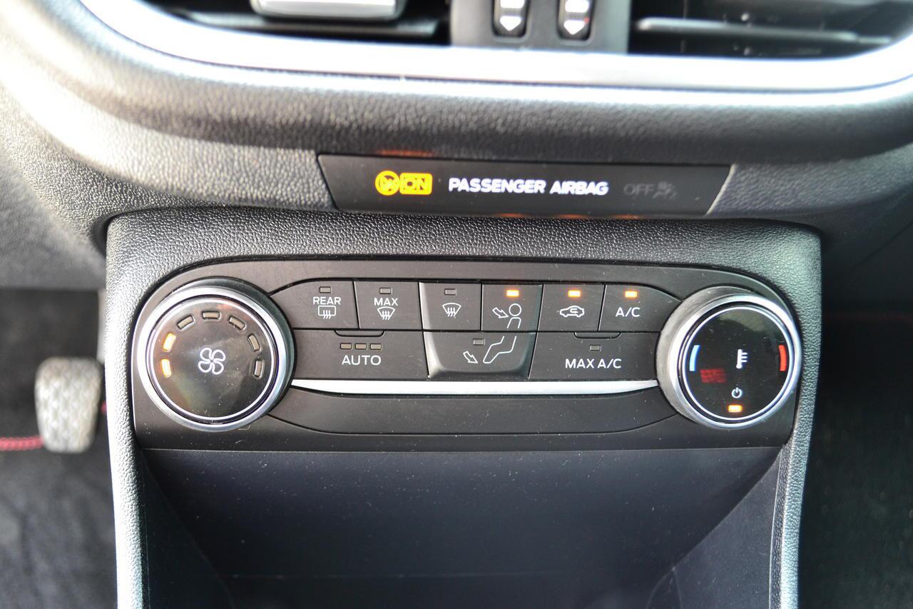 Ford FIESTA 1.0 ECOB. MHEV ST-LINE|PDC|APPLE CARPLAY