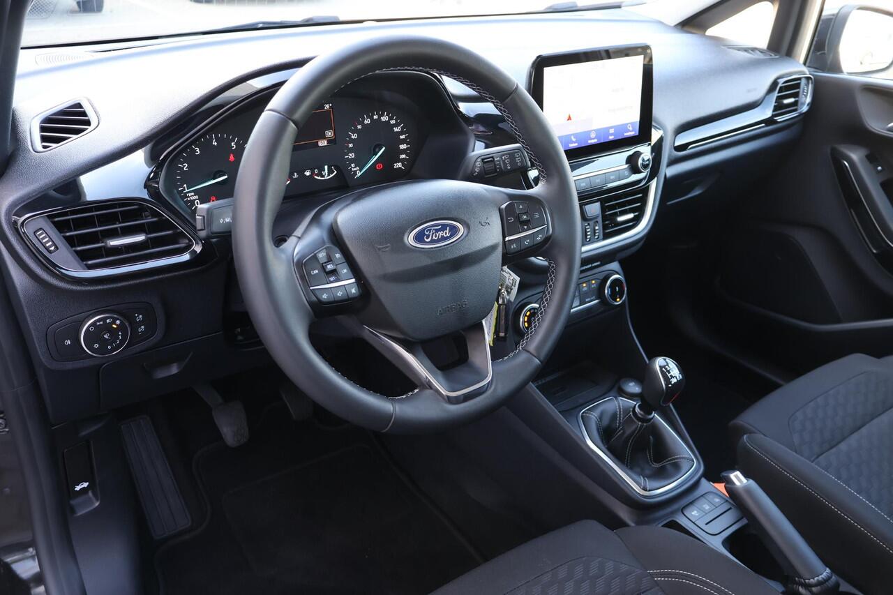 Ford FIESTA 1.0 Hybrid Titanium NL-Auto | Volledig Onderh. | BTW | Carplay | Cruise | Start/Stop | Led | PDC | Multimedia Pack | Navi | Hill-Hold | Borden Detectie