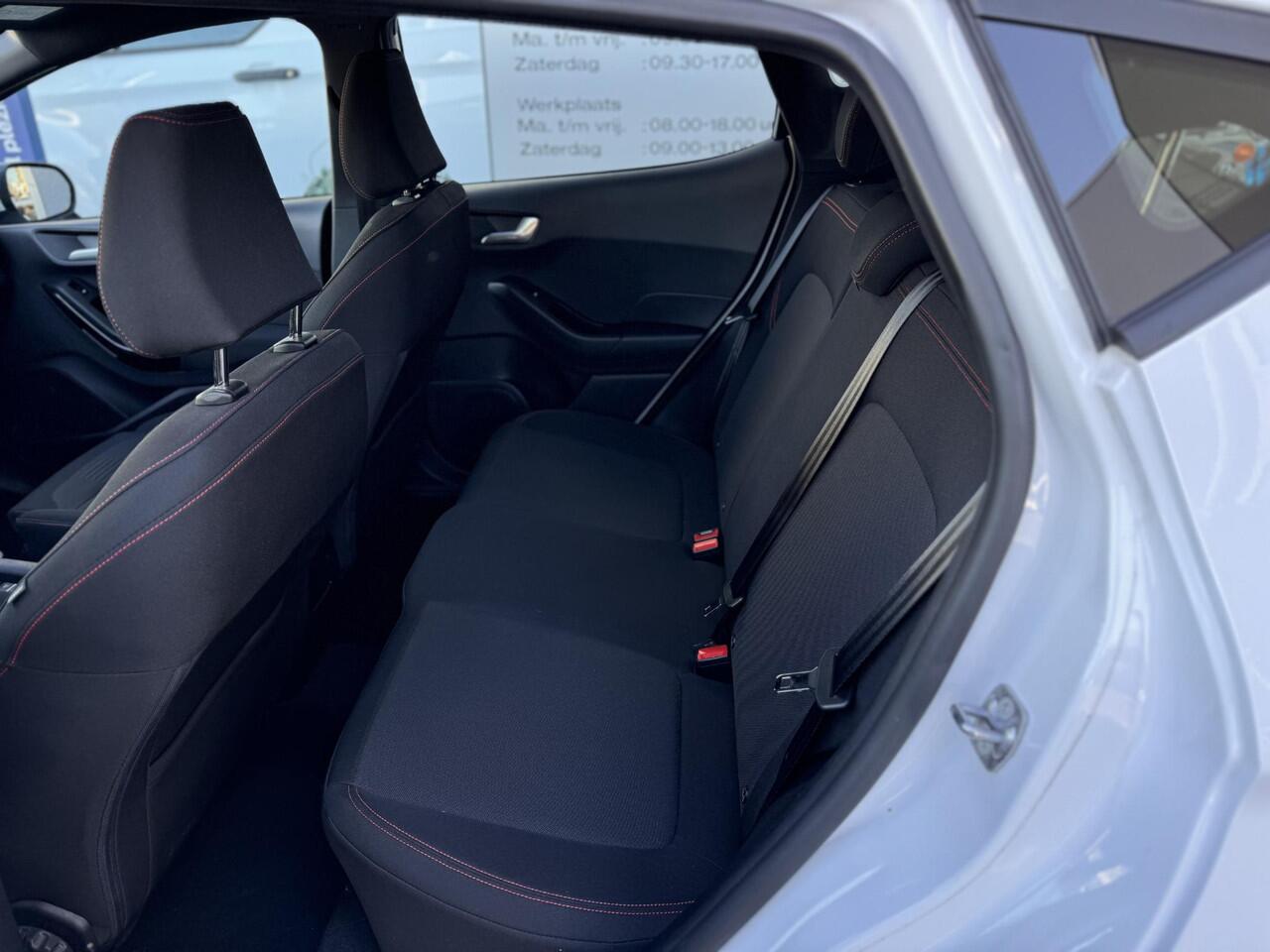 Ford FIESTA 125pk EcoB Hybrid Automaat ST-Line Camera Winter Parking pack Garantie 19-7-2027/max. 100.000km