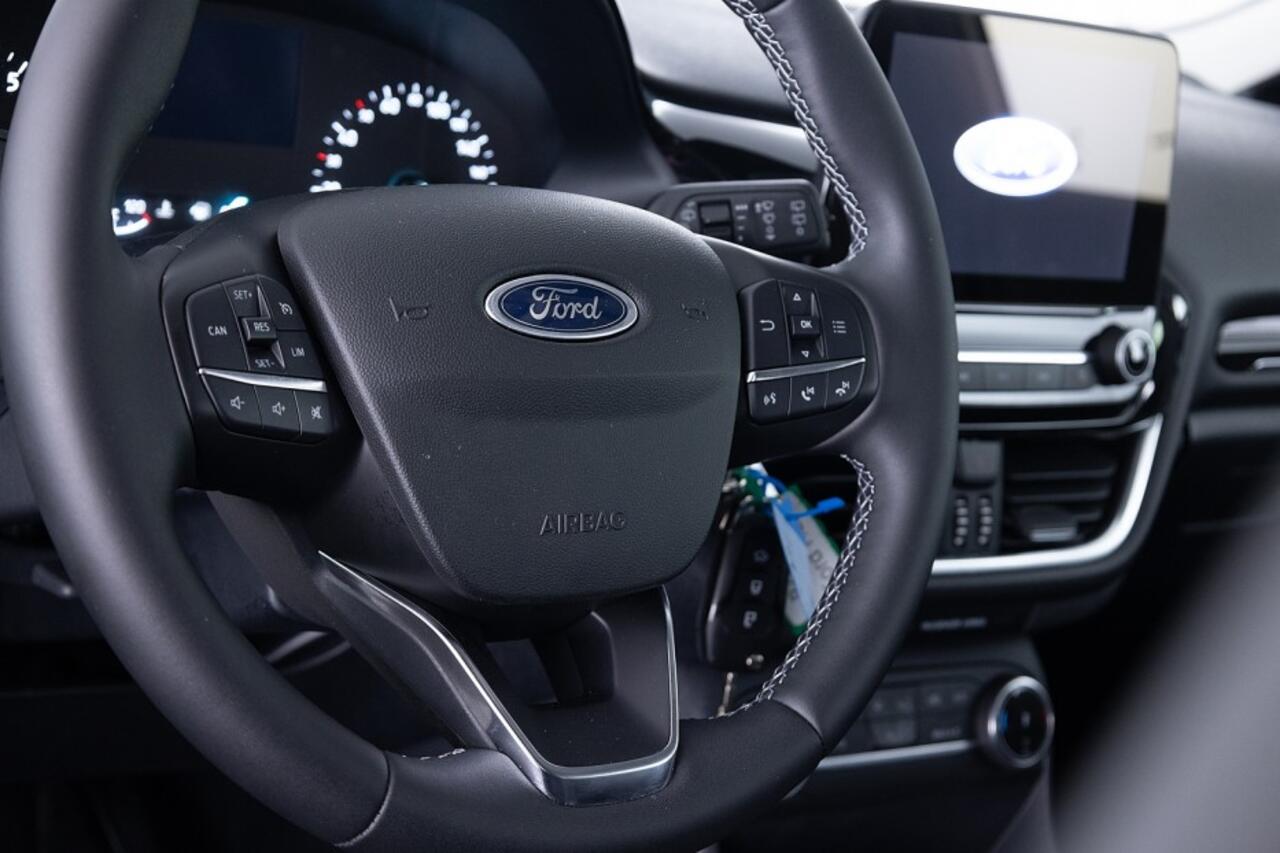 Ford FIESTA 1.0 EcoBoost Hybrid Titanium 5-drs | LED | NAVI