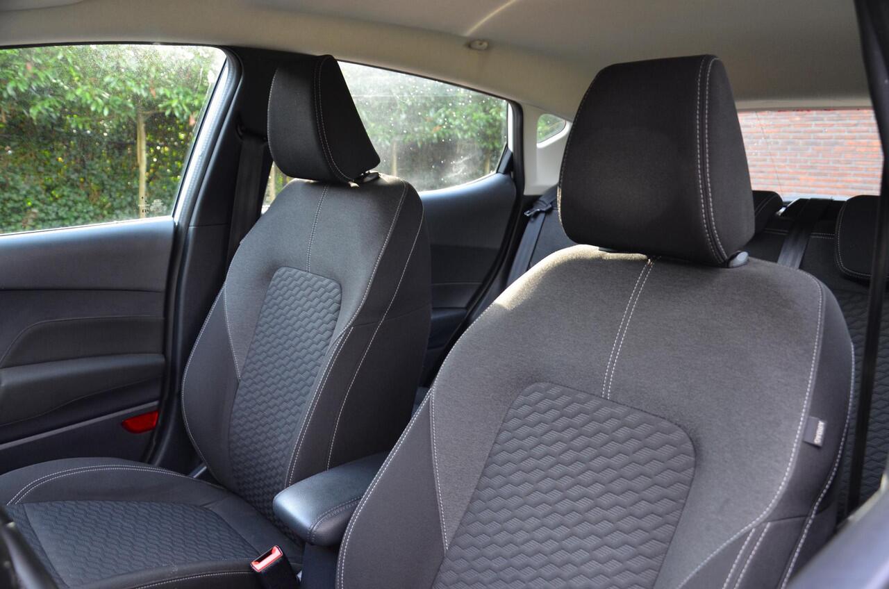 Ford FIESTA 1.0 EcoBoost Hybrid Titanium Navi/Pdc/Ecc/Apple Carplay/Android Auto/Cr-Controle