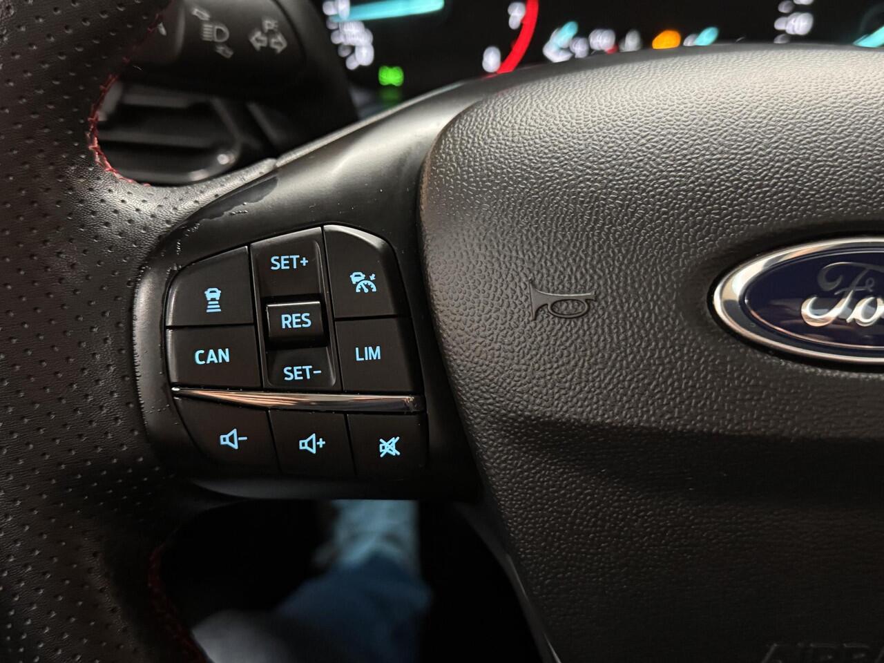 Ford FIESTA 125pk Eco Hybrid ST-Line X Panoramadak Full Options Winter Parking B&O pack Dealeronderhouden NL-Auto