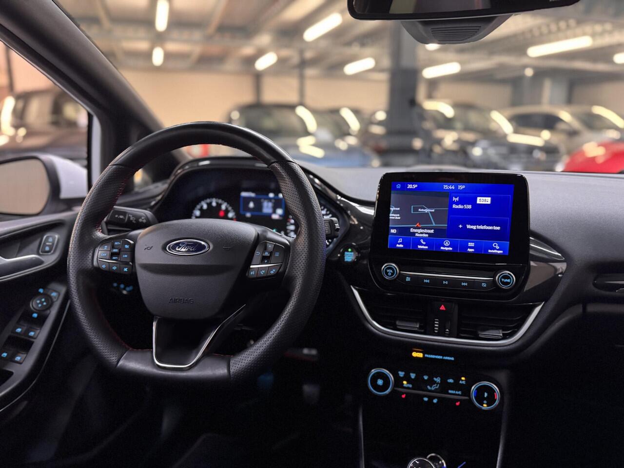 Ford FIESTA 125pk Eco Hybrid ST-Line X Panoramadak Full Options Winter Parking B&O pack Dealeronderhouden NL-Auto