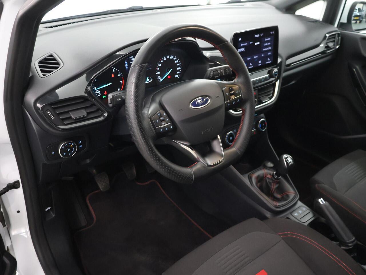 Ford FIESTA 1.0 EcoBoost Hybrid ST-Line | Winterpakket | Climate Control | Parkeersensoren | Cruise Control | Navigatie via Carplay |