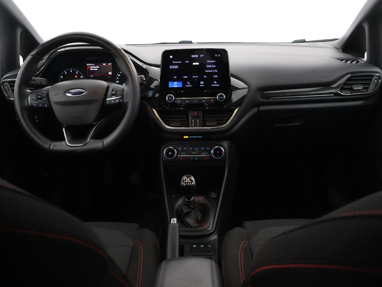 Ford FIESTA 1.0 EcoBoost Hybrid ST-Line | Winterpakket | Climate Control | Parkeersensoren | Cruise Control | Navigatie via Carplay |